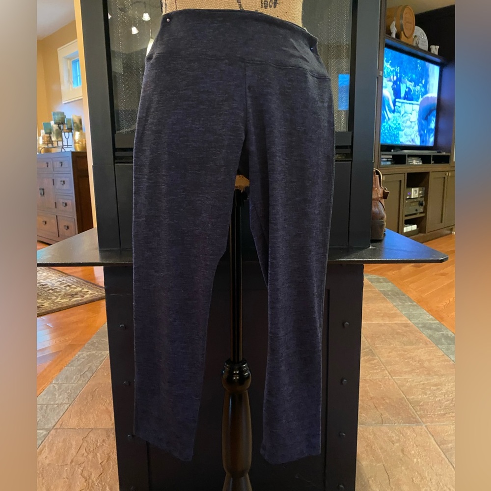 Solow sport jersey capri/crop leggings. Sz small.